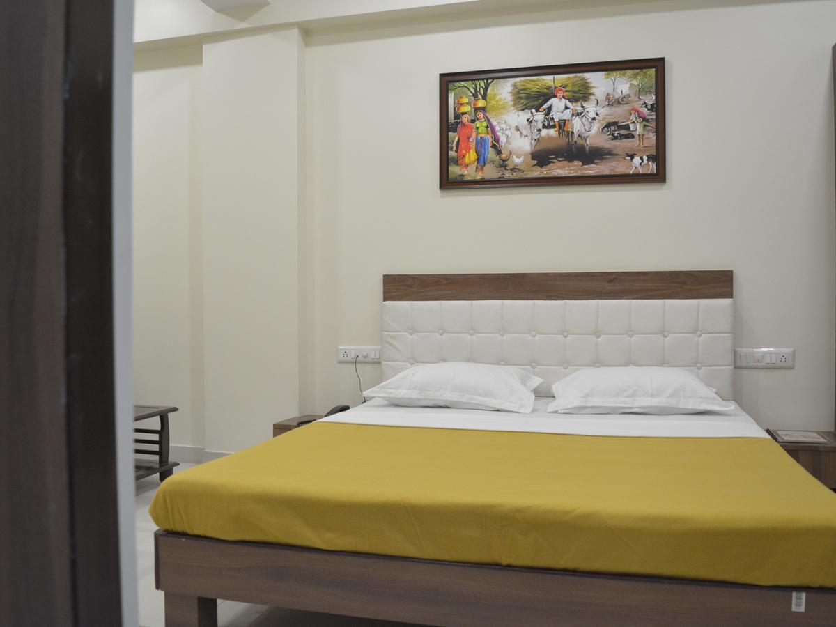 Stayguru Park View Residency Bhuj Εξωτερικό φωτογραφία