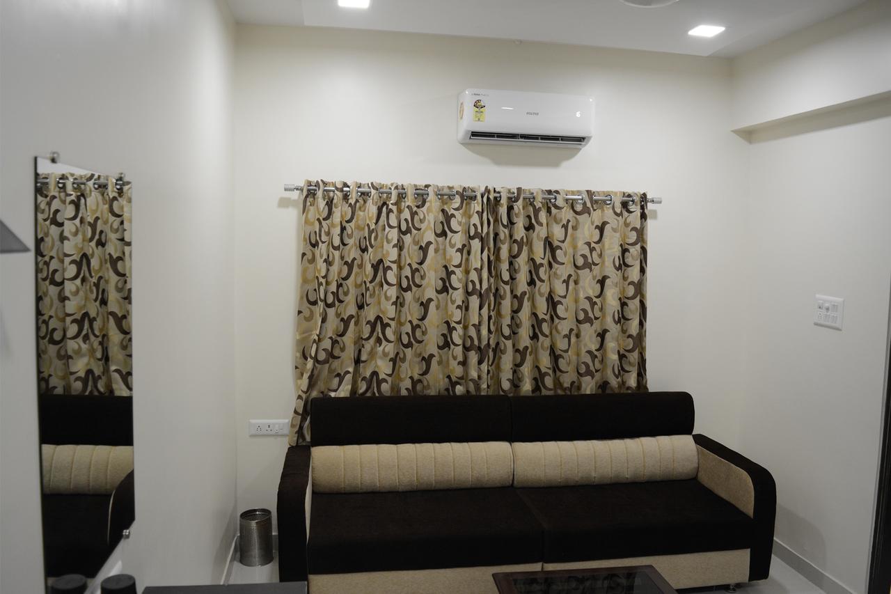 Stayguru Park View Residency Bhuj Εξωτερικό φωτογραφία